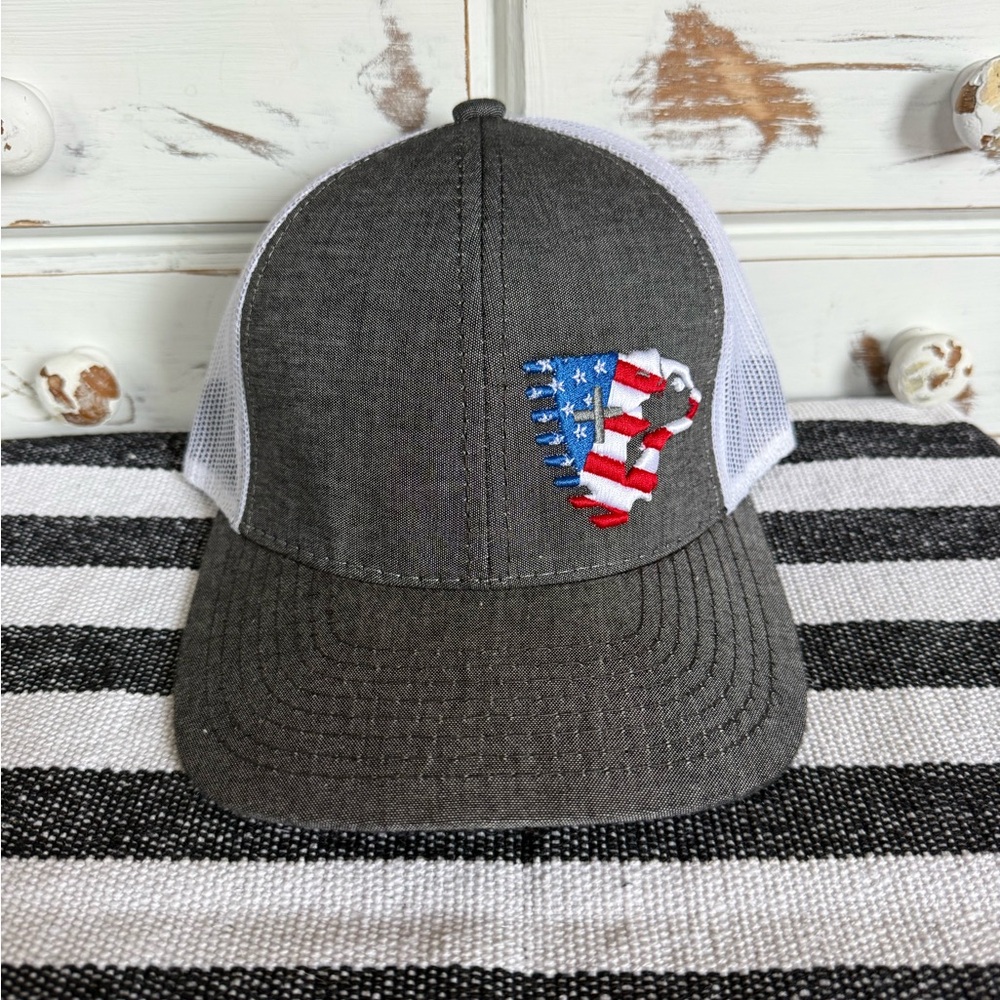 Patriotic Gray and White‎ Mesh Cap SnapBack OSFA